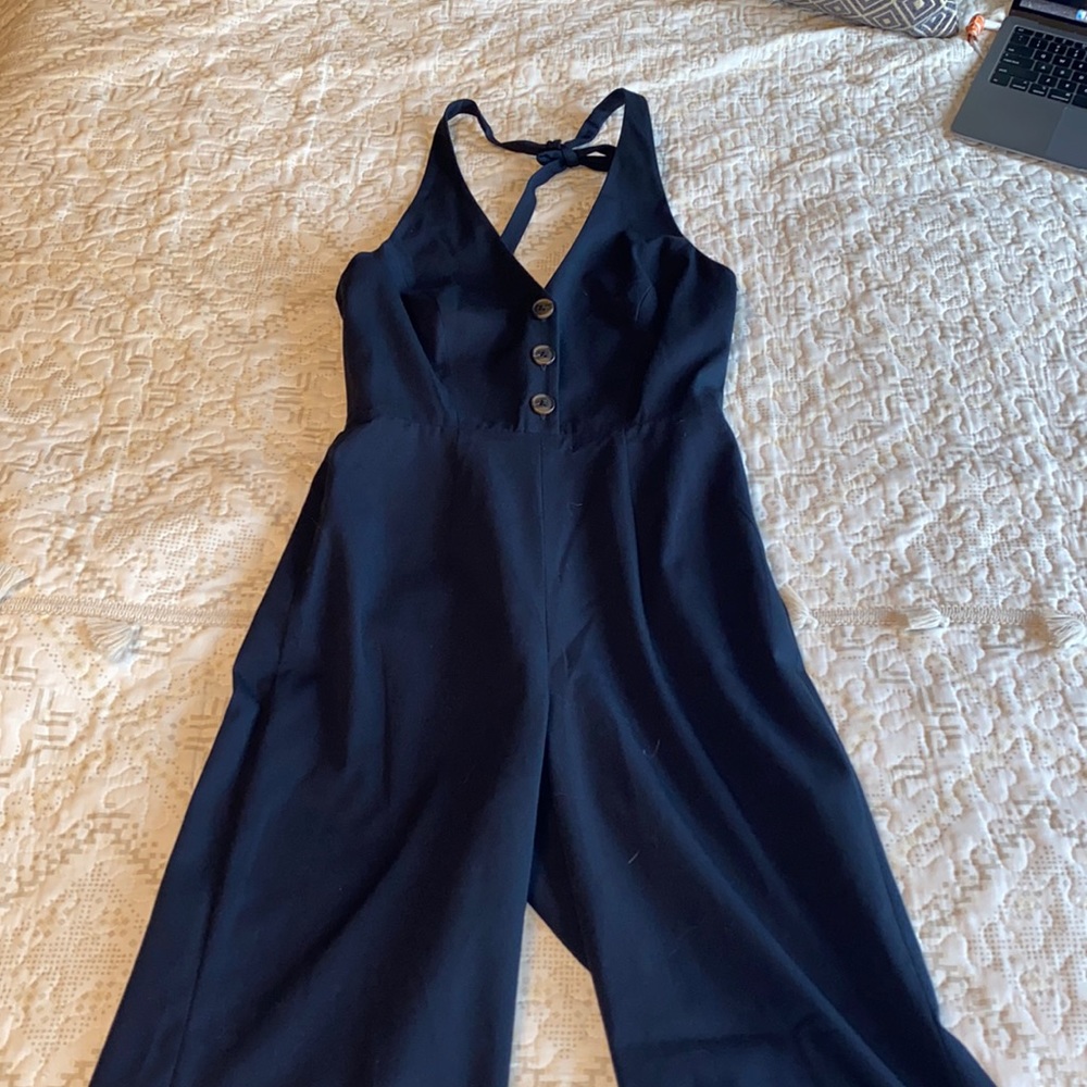 GIANNI BINI navy blue halter neck jumpsuit size 0